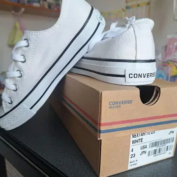 CONVERSE NEXKTAR 화이트 23cm