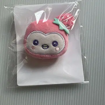 지오참 뽀뽀 인형 배지
