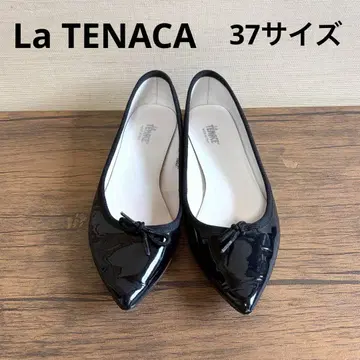 LaTENACA 블랙 에나멜 스틸레토 플랫슈즈