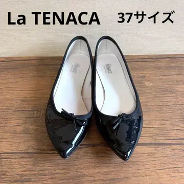 LaTENACA 블랙 에나멜 스틸레토 플랫슈즈