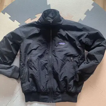 Patagonia 블랙 나일론 자켓 블루종