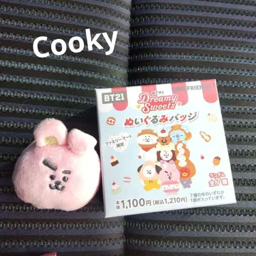 BT21 인형 배지 Cooky 훼미리마트 한정판