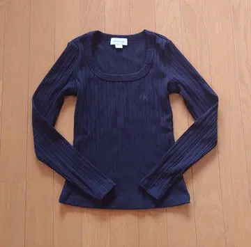 캘빈클라인 블랙 리브 U넥 긴팔 롱 슬리브 xs