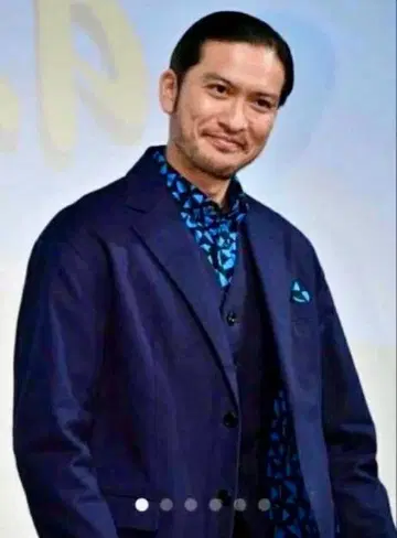 TENDERLOIN SHT T 텐더 로인 셔츠 트라이앵글