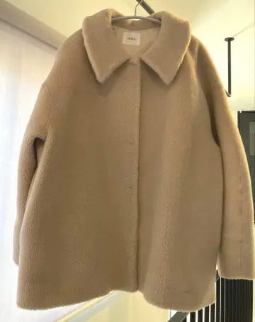 OHGA 에코 무스탕 코트