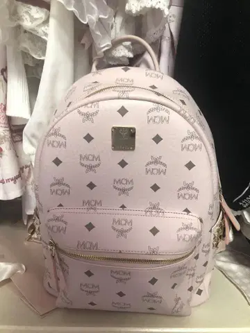 MCM 핑크 로고 백팩