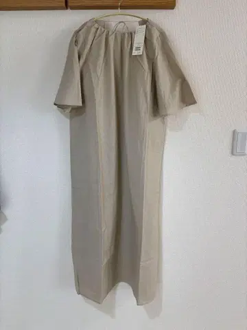 베이지 반팔 롱 셔츠 원피스 S 사이즈