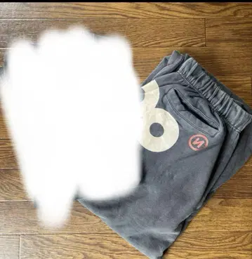 그레이 로고 팬츠
