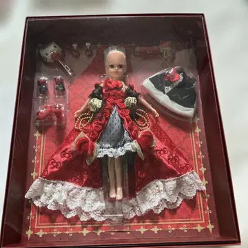 리카짱 헬로키티 50주년 프리미엄 리카짱 타카라토미