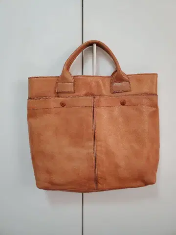 마가렛 하우엘 가죽 토트백