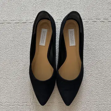 MACKINTOSH PHILOSOPHY 블랙 펌프스