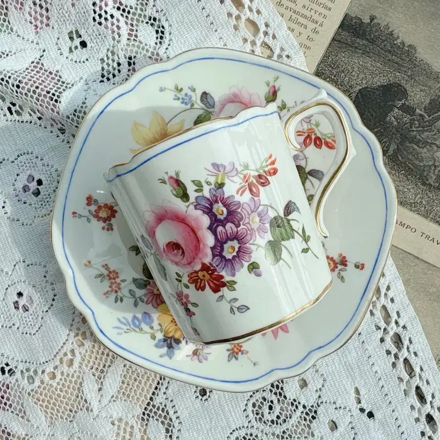 티캐스트 T time 11월호 | PDF, image size:900x900