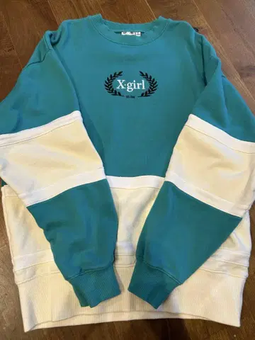 X-girl 그린 화이트 맨투맨 S 사이즈 여성용 후드티