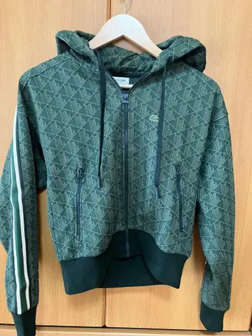 LACOSTE 그린 트랙 자켓 부속품 등 포함