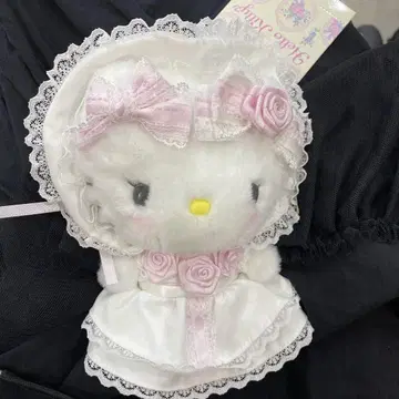 산리오 화이트 프릴 마스코트 키티