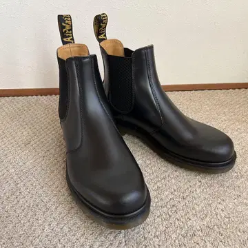 닥터마틴 블랙 사이드 고어 부츠 26-27cm