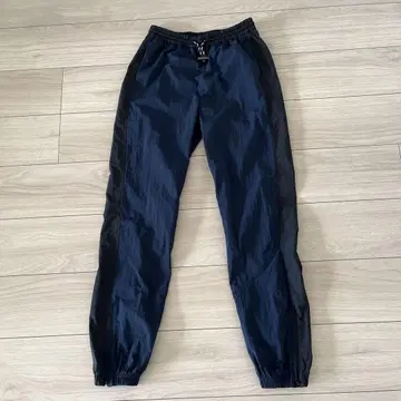 lululemon 룰루레몬 나일론 팬츠 4