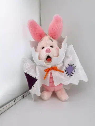 피글렛 할로윈 디즈니 스토어 봉제 인형 키링