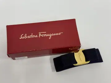 Salvatore Ferragamo 네이비 헤어 클립 머리핀 바라