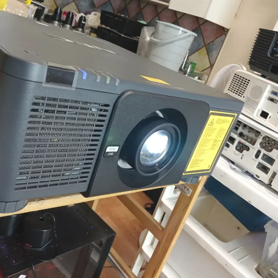 NEC NP-PX1004UL 10000안시 중고 빔프로젝터