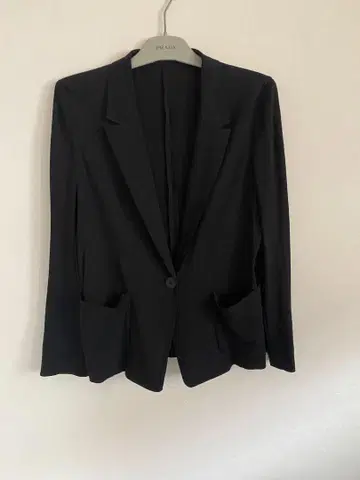 DES PRES 블랙 테일러드 자켓