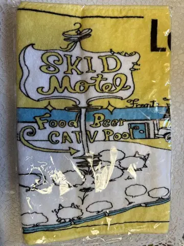 SKID Motel 타월