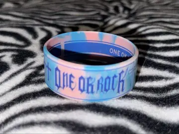 ONE OK ROCK 2017 'AMBITIONS' 러버 밴드