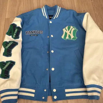 MLB 양키스 바시티 자켓 L 사이즈 한국