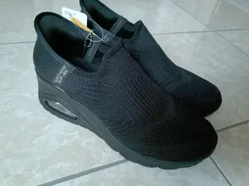 새상품 Skechers 스케쳐스 슬립인 블랙 24.5cm