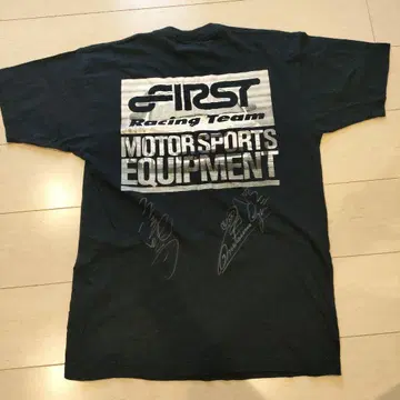 First Racing Team Buddyclub 사인 포함 T셔츠