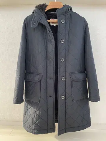 Traditional Weatherwear 퀼팅 코트 네이비