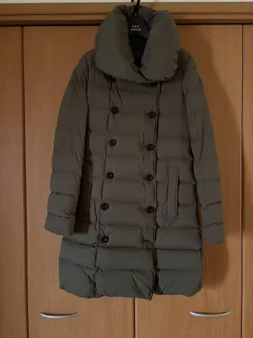 타트라스 다운 코트