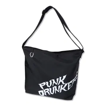 [ PUNK DRUNKERS ] 새상품 메신저 백 블랙 완판템