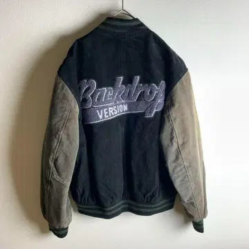 가죽 자켓 바시티 자켓 다크 컬러 와펜 안감 퀼팅 돈피