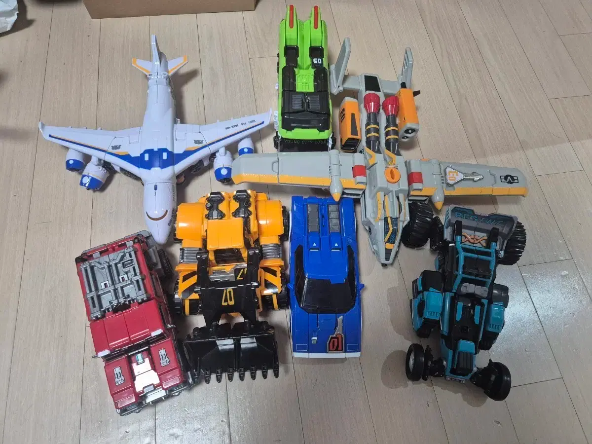 미니특공대 펜타트론 가이아버전 모델별 on Bunjang Global Site.