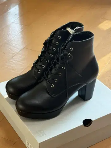 여성용 레이스업 부츠 블랙 XL 사이즈 24.5cm-25cm