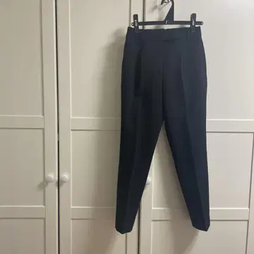 PLST 블랙 슬랙스 테이퍼드 팬츠 S