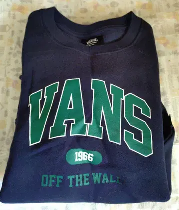 VANS 네이비 트레이닝복 L 사이즈