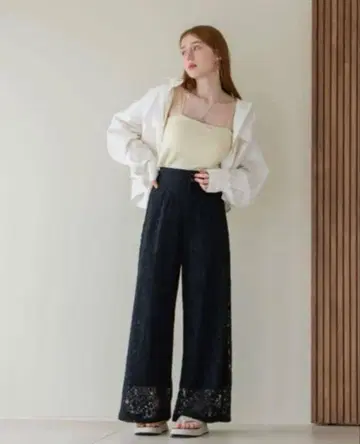 [ 미사용 새상품 ] hinari 플라워 레이스 턱 팬츠