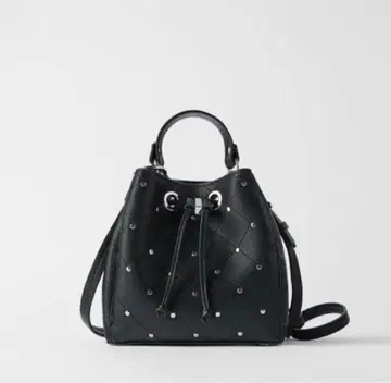 ZARA 스터드 복조리 숄더백 블랙