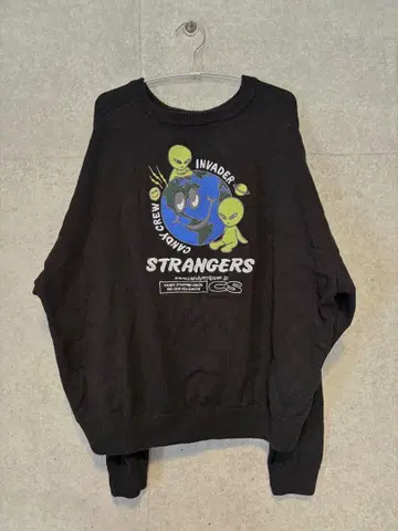 PLEASANT INVADER 니트