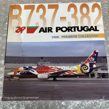 Dragon Air Portugal B737-382 BOEING-737