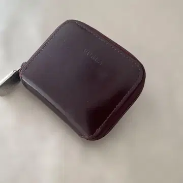 FURLA 버건디 코인 케이스 보르도 색상