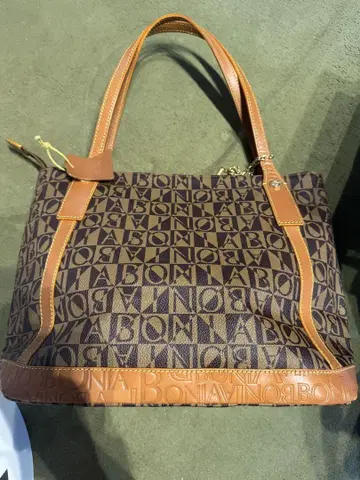 BONIA 보니아 모노그램 토트백 새상품