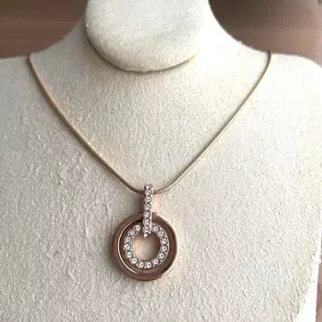SWAROVSKI 목걸이