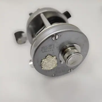 [중고] 낚시릴 앰버서더 2500C