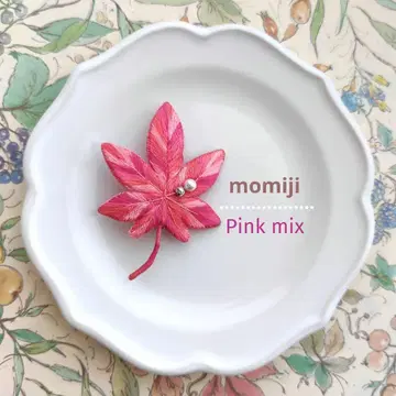 단풍 입체 자수 브로치 (Pink mix)