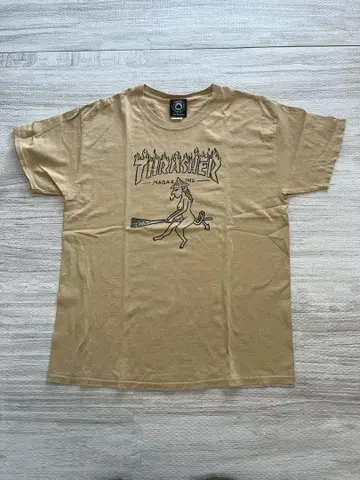 THRASHER 베이지 T셔츠 L 사이즈