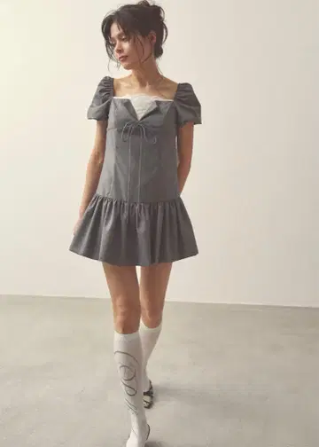 pellicule pointlace puff onepiece