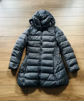 TATRAS 후드 부착 네이비 다운 자켓
